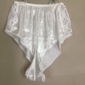 Vintage Escapades High Waist Lace Trim Panties Underwear Large L  Excellent cond